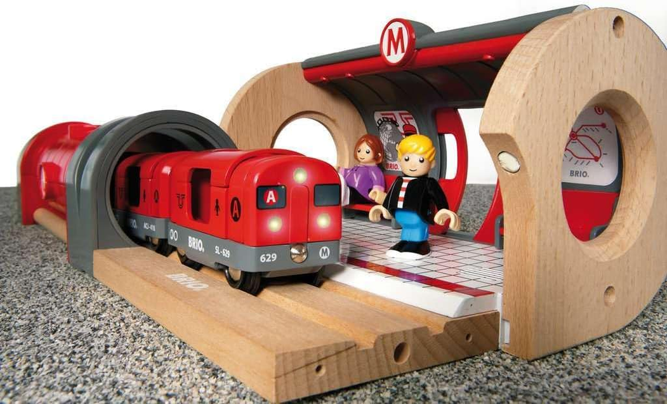 BRIO World 33513 Metro Railway Train Set - 20-Piece Wooden Set with Light & Sound, Tunnel, & Figures for Kids Ages 3+ image number 3