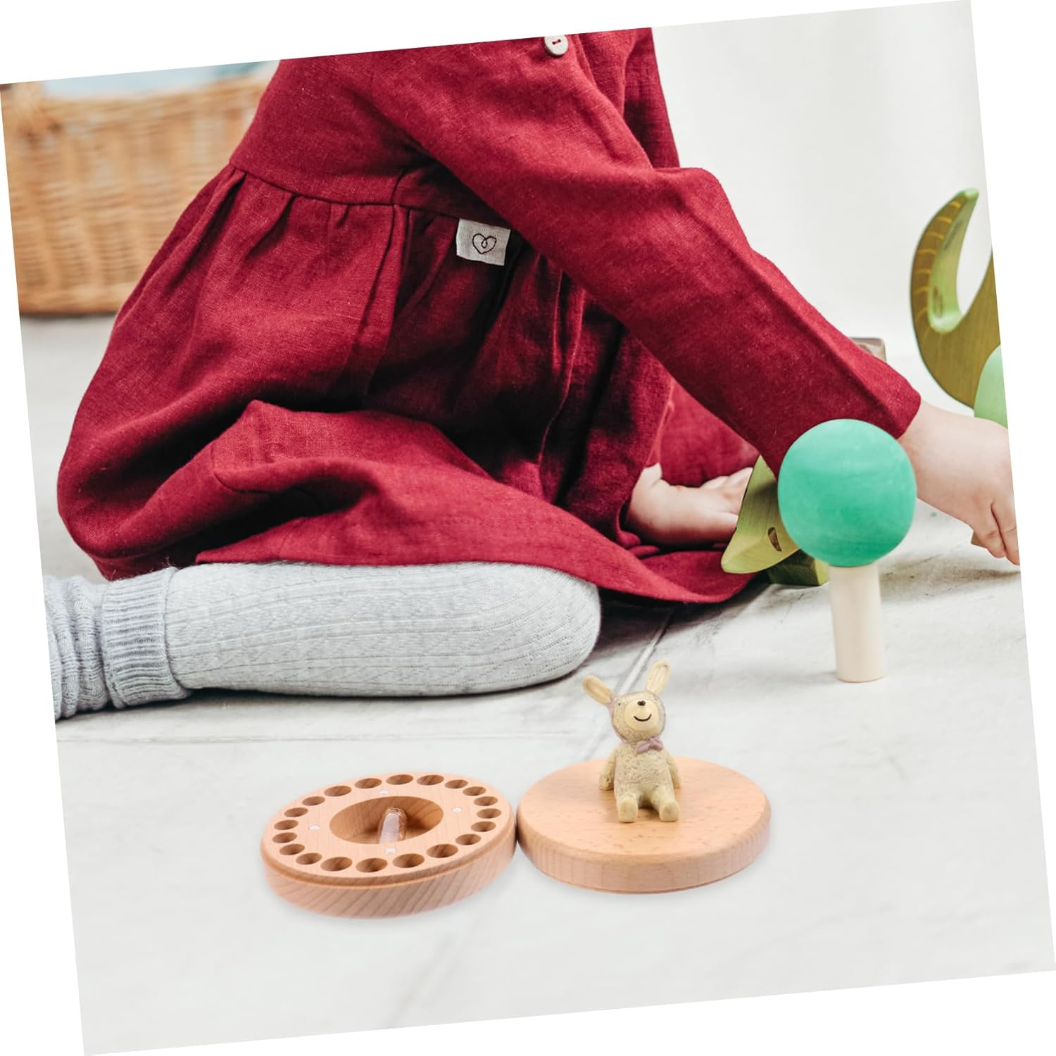 Kisangel 1 Set Teeth Organizer Keepsake Box Tooth Storage Holder for Date Recording Safe Design for Memorable Growth Moments Present