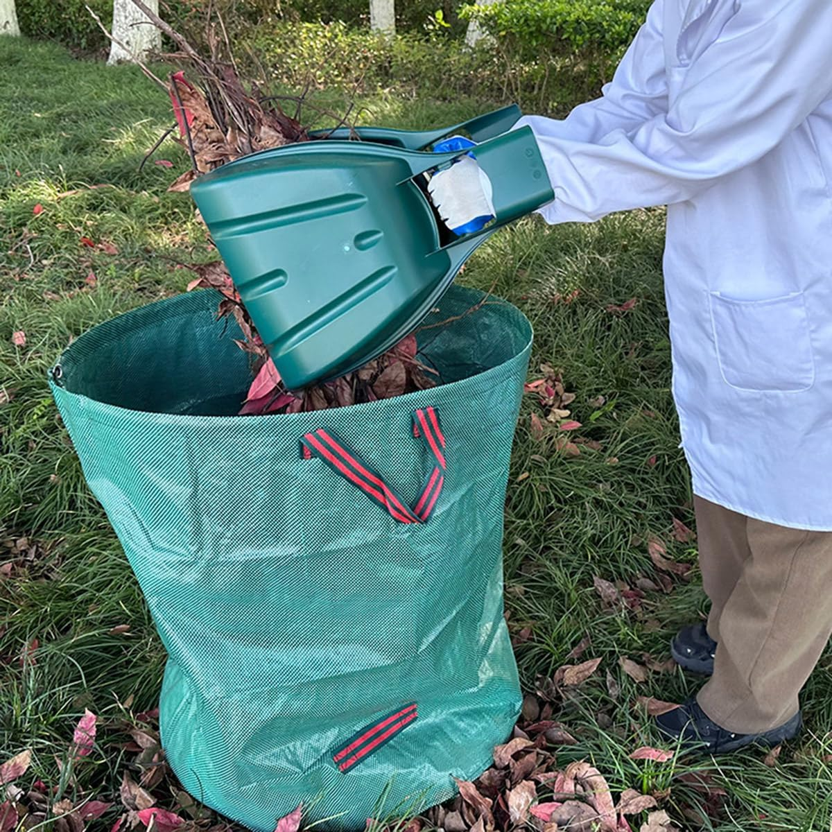 AIMALL 2PCS Large Leaf Grabbers &ndash; 19.7In Plastic Garden Rake for Lawn and Yard Cleaning, Durable Handheld Leaf Collectors with Easy-Grip and Hanging Hole image number 5