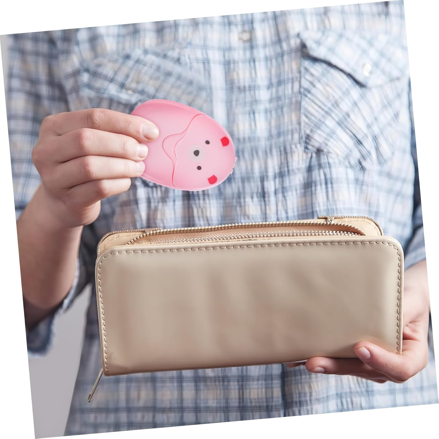 VANZACK 3 Pcs Disposable Paper Soap Sheets Portable Travel Soap Flakes Pp Material Mini Strips for Hand Washing for Hiking and Travel Toiletry Kits image number 4