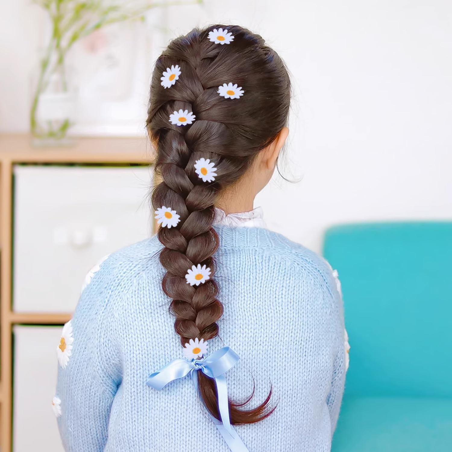 15 Pieces Daisy Hair Clips Cute Braid Accessories Small Hair Clips Flower Claws Non-Slip for Women and Girls (White) image number 2