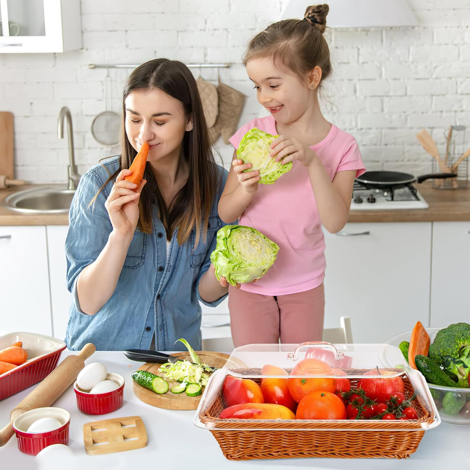 DOITOOL Imitation Rattan Woven Bread Basket with Lid Versatile Tabletop Food Serving Basket for Fruits Vegetables and Bakery Items Restaurant Kitchen and Picnic Use image number 4