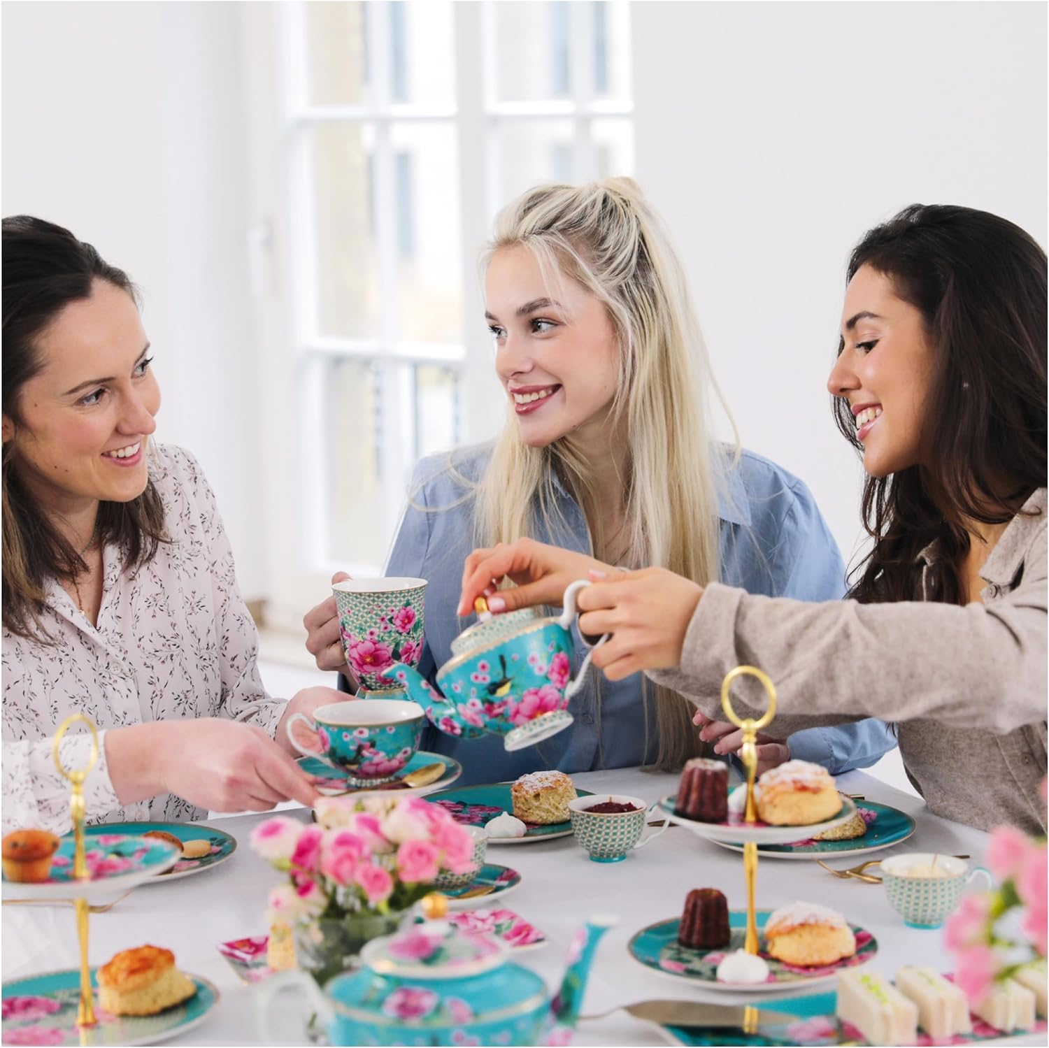 Maxwell & Williams Teas & C'S Silk Road Footed Cup & Saucer 200ML Aqua Gift Boxed image number 6