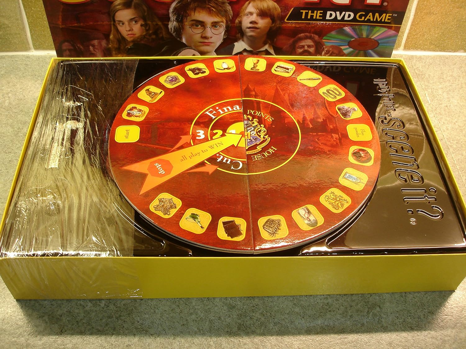Harry Potter Scene It DVD Game with Bonus Images and Questions (2005 Edition) by Mattel image number 6