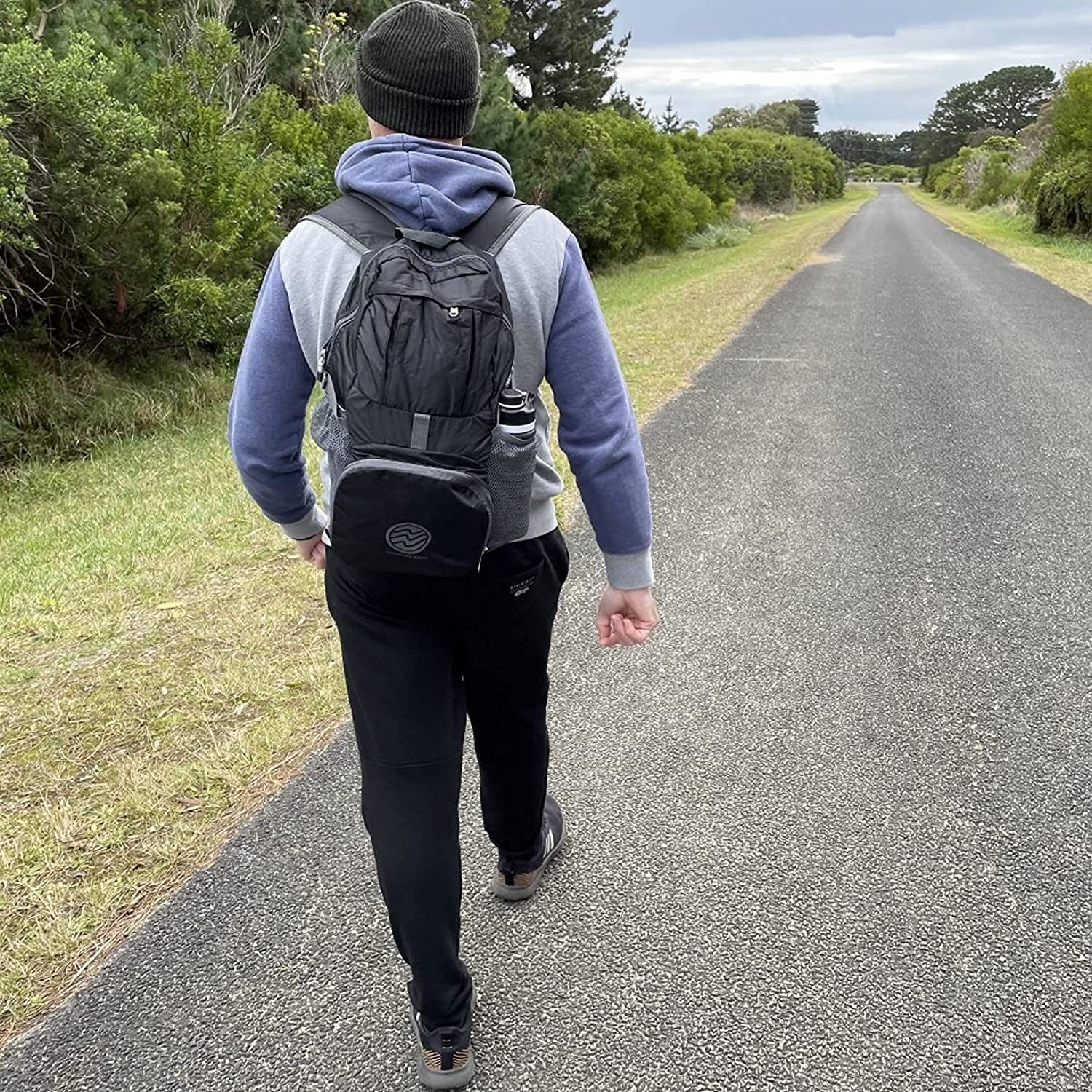 Offshore Drift Collapsible Water Bottle and Ultra Lightweight Packable Backpack Water Resistant image number 4