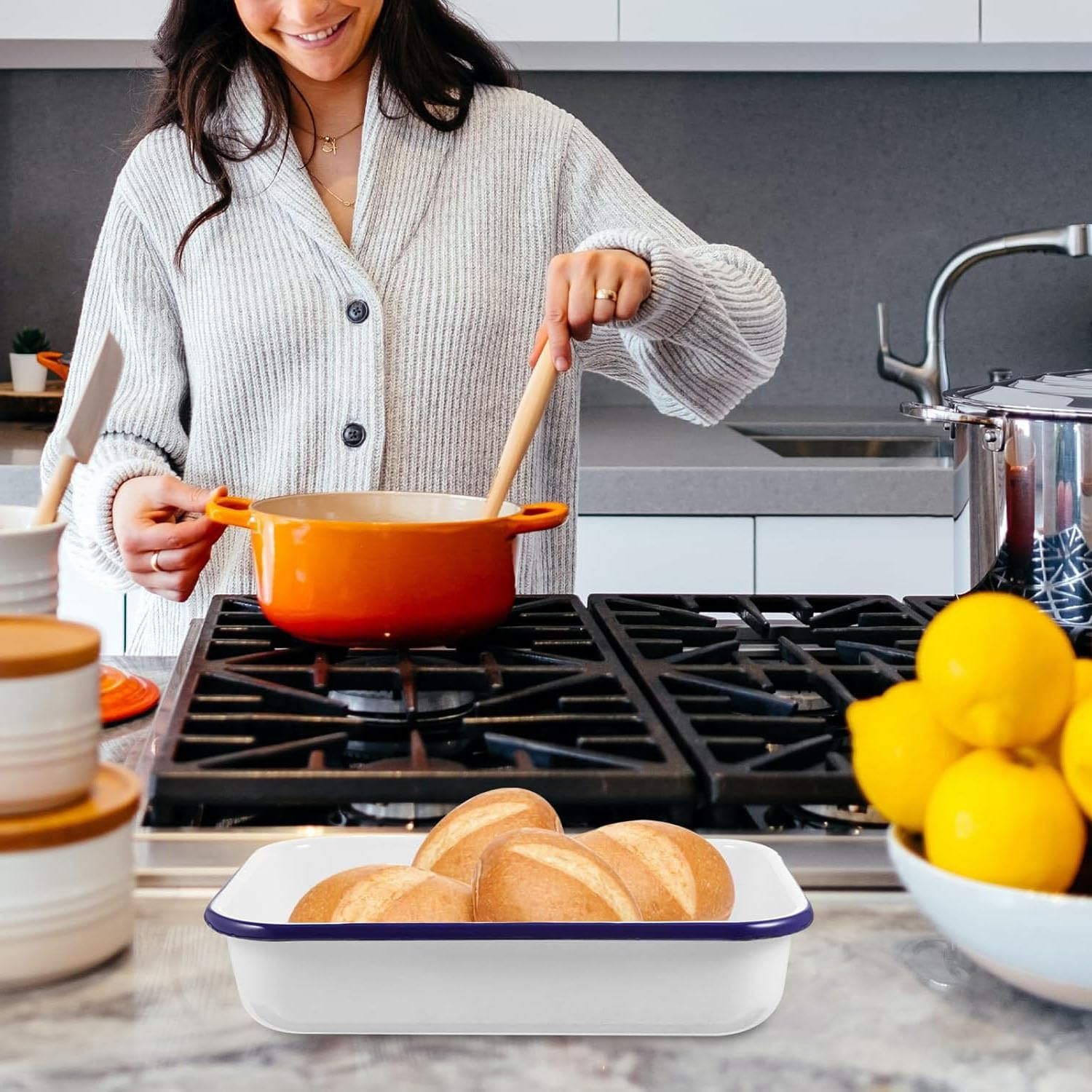2-Piece Enamel Baking Dish Set - Rectangular Multi-Functional Roasting Pan and Serving Tray for Cakes, Pies Home Kitchen or Restaurant Use.