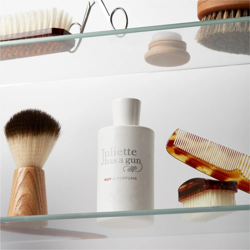 Juliette Has a Gun Not a Perfume Eau De Parfum Spray Womens Perfume, 50 Ml image number 3