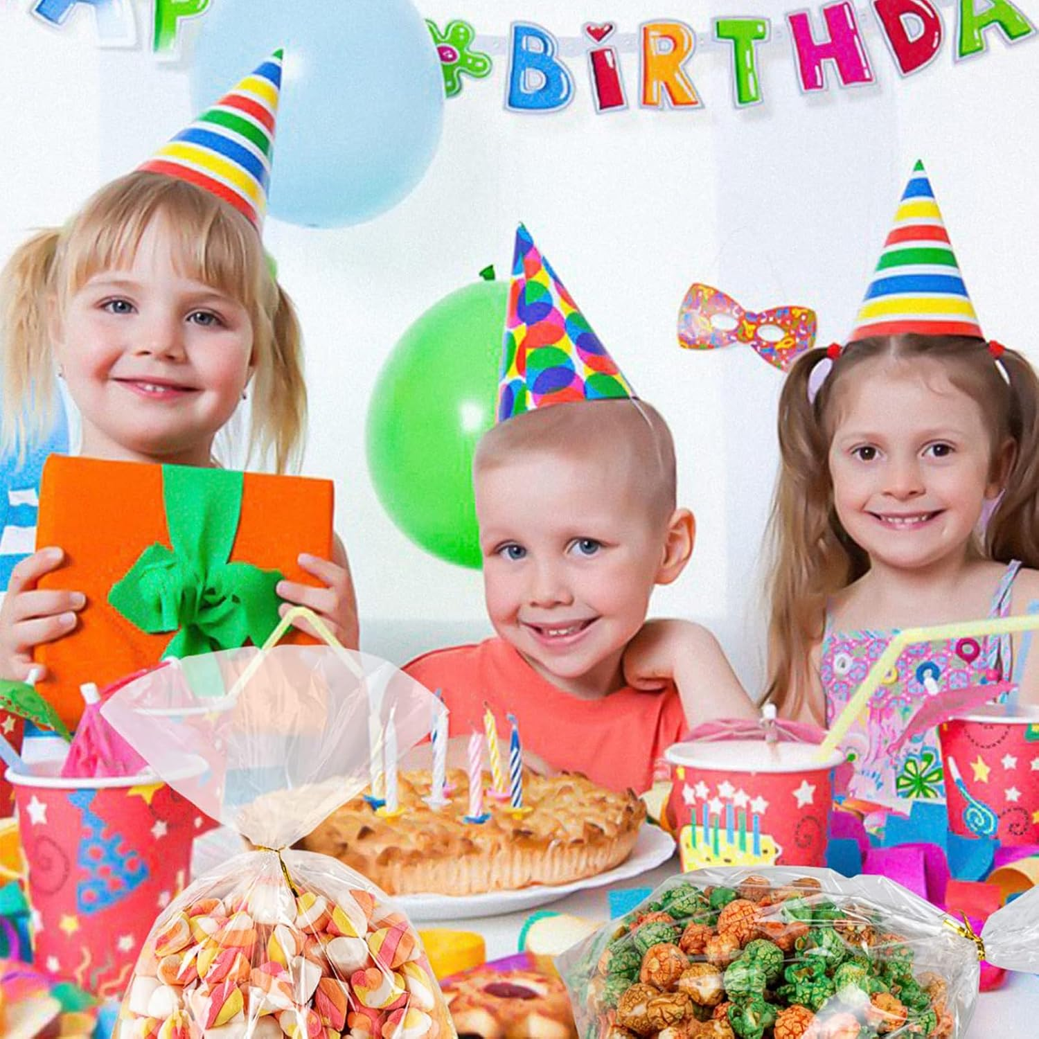 100PCS Ling-Luo Clear Cellophane Bags, 10Cmx15Cm Small Treat Bags with Twist Ties for Cake Pops, Candy, Goodies, Rice Crispy Treats, Favors, Birthday Party (4'' X 6'')