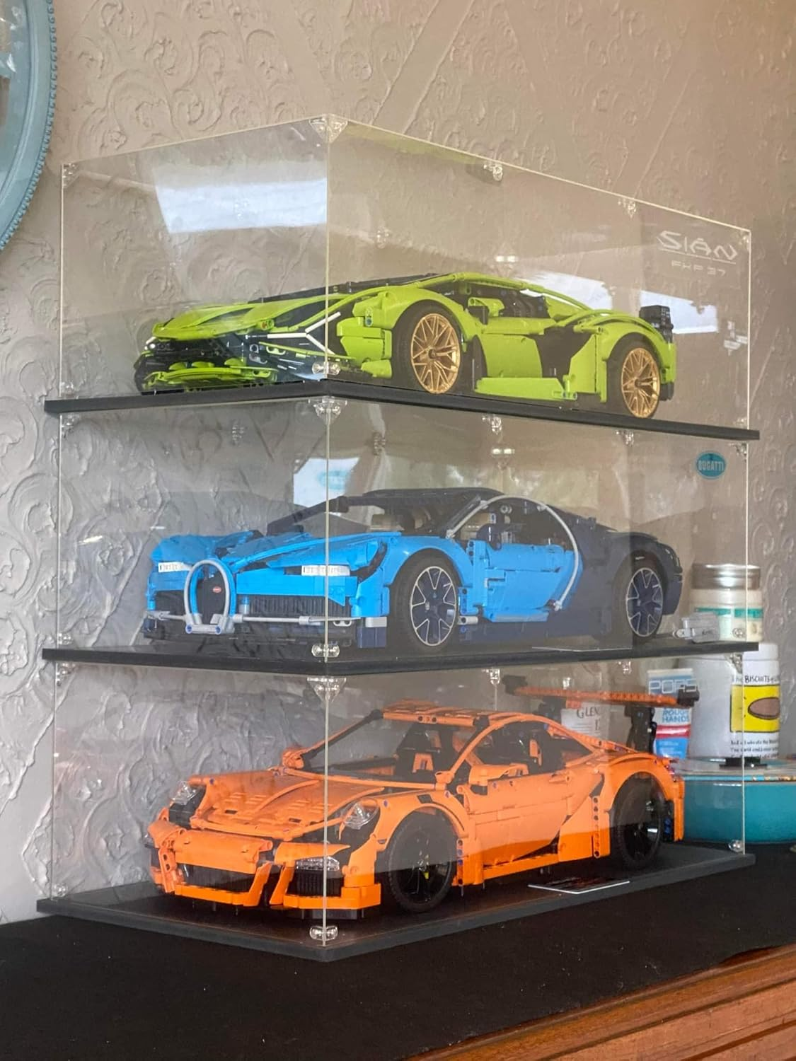 Display Case Storage Box for  Batman&trade;: the Classic TV Series Batmobile&trade; 76328 image number 2