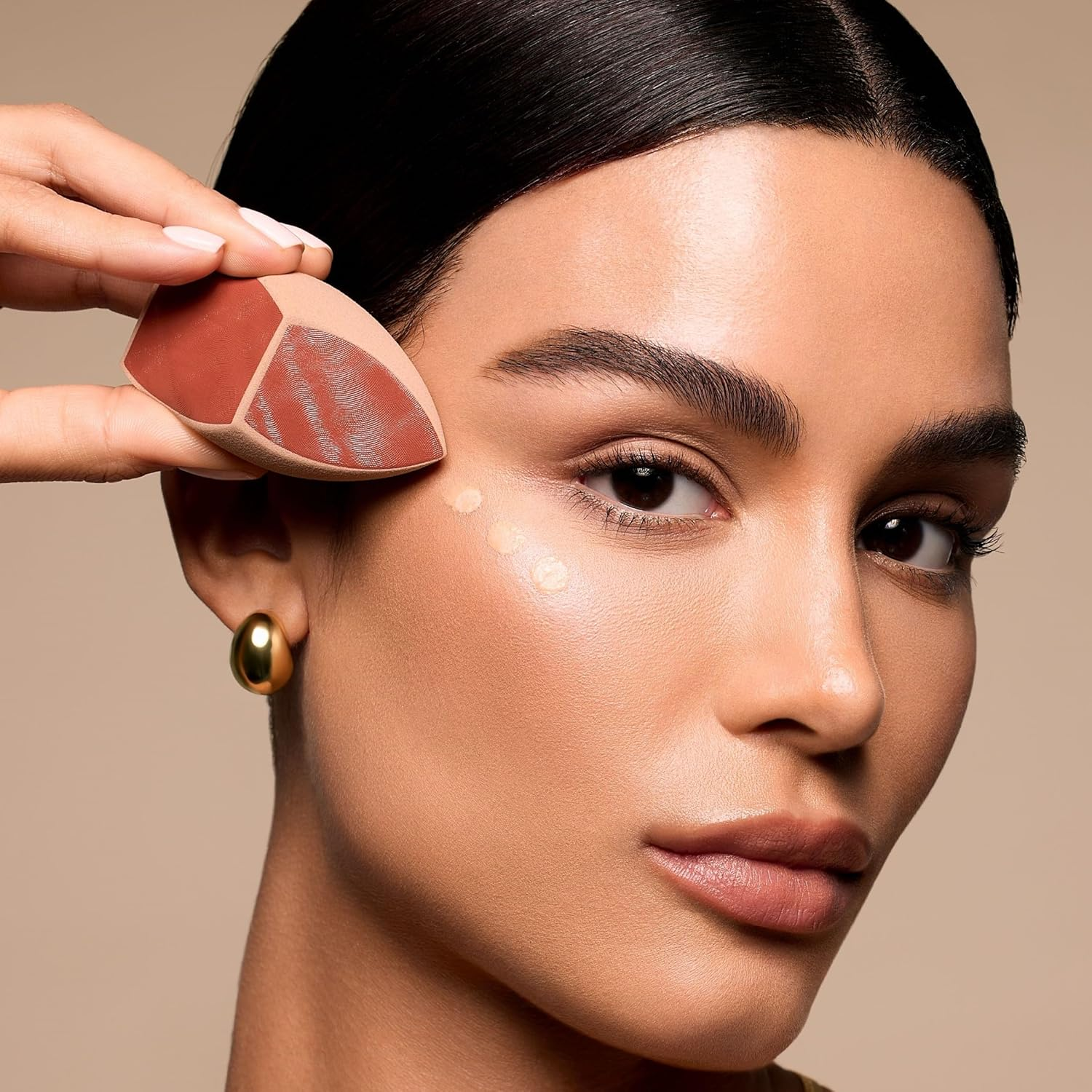 REAL TECHNIQUES #10013000 RT MAKEUP SAVING SPONGE image number 1