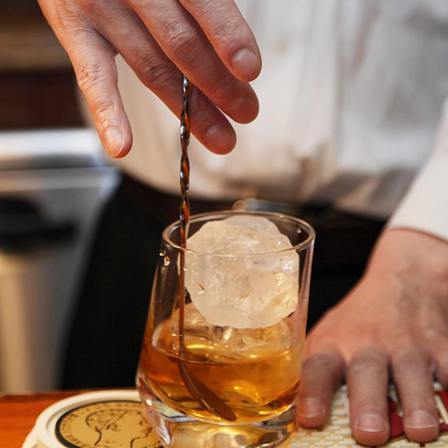 Stainless Steel Ice Pick, 9 Inch Pick Tool with Safety Cover, Non-Slip Wooden Handle Pick for Bars, Kitchen, Bartender Breaking Ice (M, Wood Color) image number 3