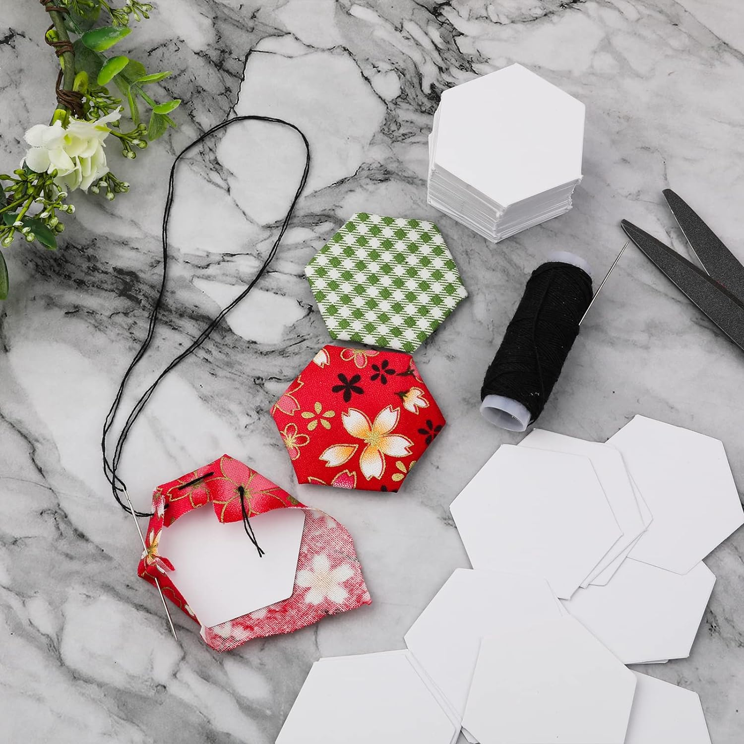 300Pcs Hexagon Paper Piecing Template, 1 Inch Paper Piece Templates Hexagon Paper Piecing Shapes for Quilting Supplies for Splicing Patchwork image number 5