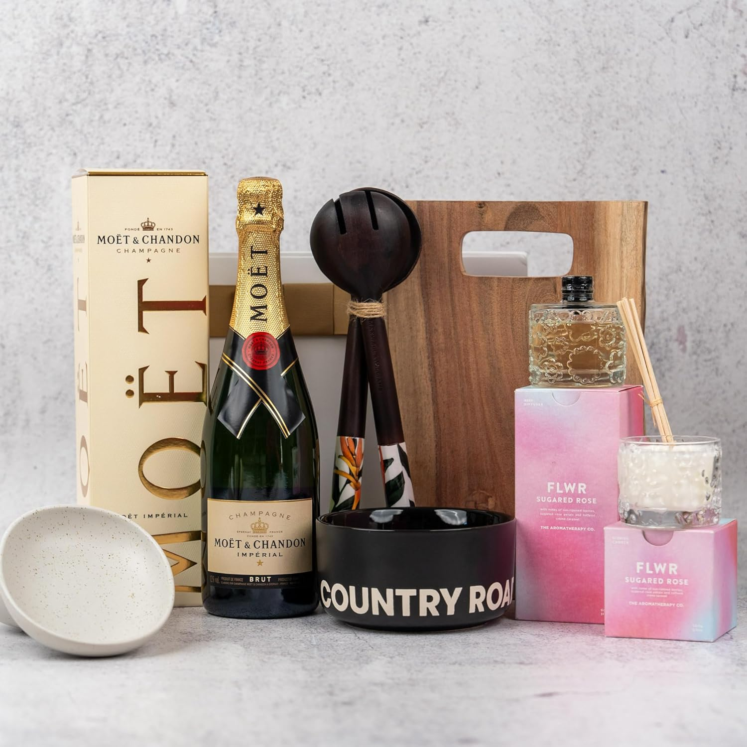 Luxury Entertainer Gift Hamper - Aussie Gifting Ideas for Birthdays, Christmas, Mothers Day, Anniversaries - Includes Curated Wines, Elegant Serveware, and Aromatic Candle (Popular Red Wine) image number 3