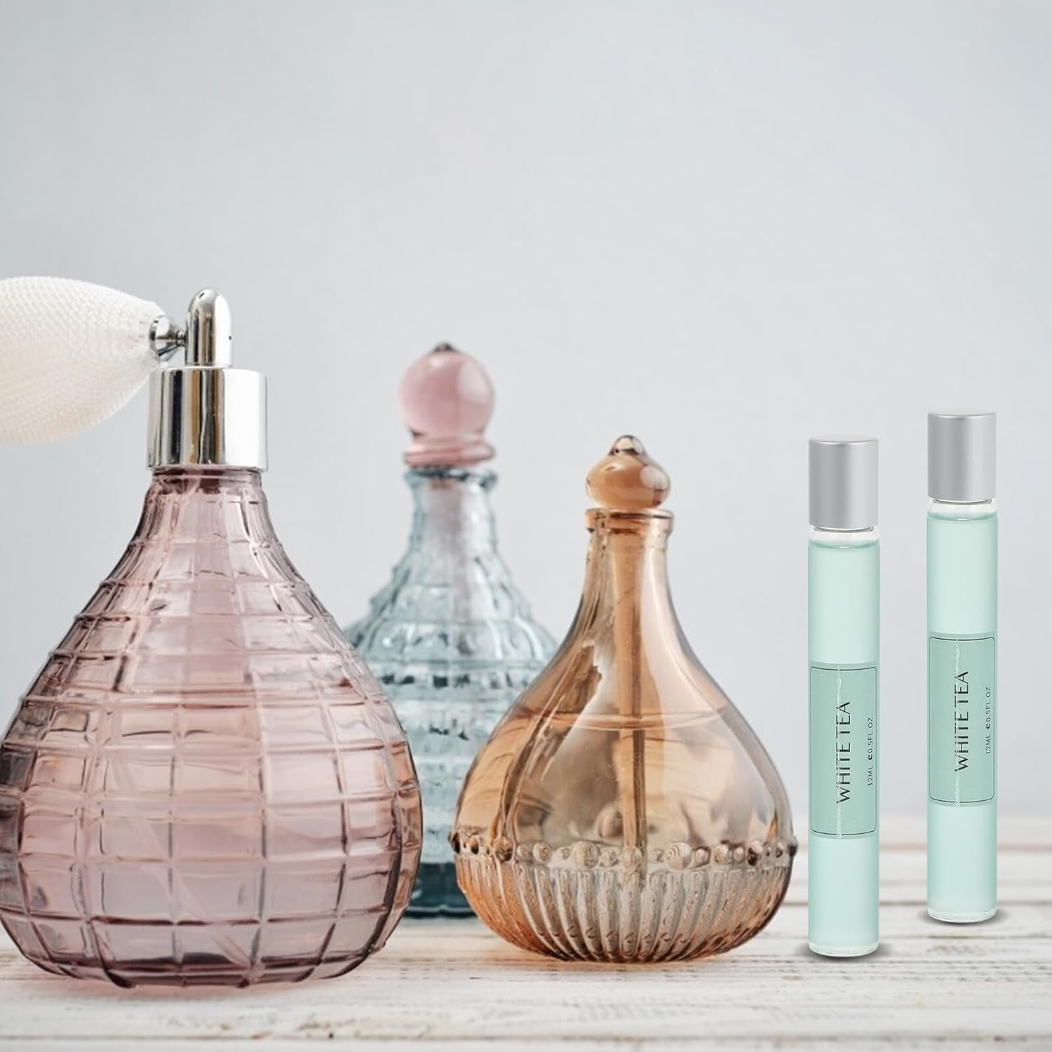 LALADEFIEE Unisex White Perfume Roll-On Daily Body Perfume Non-Irritating Romantic Lightweight Compact for Women and Men image number 5