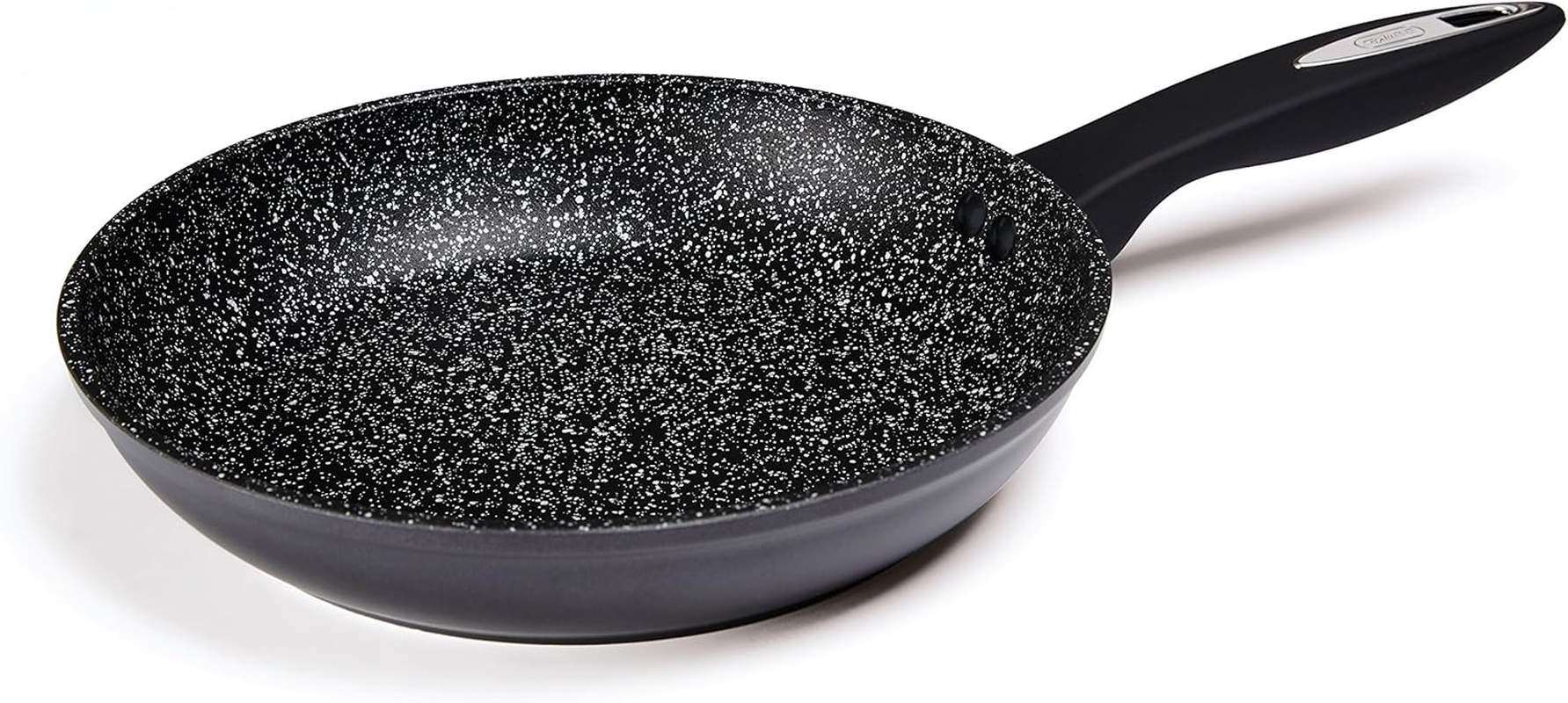 Zyliss Ultimate Non Stick Frying Pan, 24Cm, 10 Year Guarantee 3X Layer Durable Non Stick, Easy to Clean, Suitable for All Hobs Including Induction image number 3