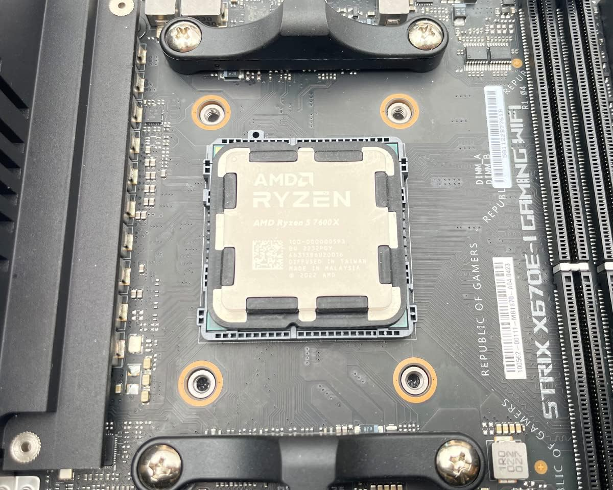 Elecgear AMD CPU Contact Frame + Liquid Metal Thermal Paste, Carbon Fiber Mod ILM for AMD Ryzen 7000 Zen4 Series on AM5 LGA1718 Socket, Replacement CPU Fixing Buckle with Double Sealing Guard image number 2