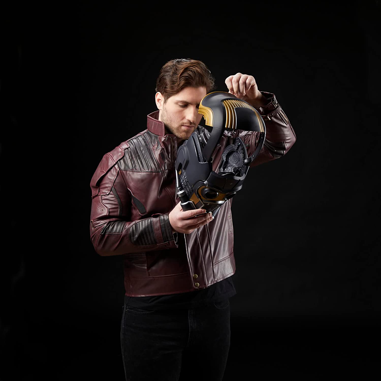 GUARDIANS of the GALAXY Marvel Legends Series Star-Lord Premium Electronic Roleplay Helmet with Light and Sound FX, Guardians of the Galaxy Adult Roleplay Gear image number 3