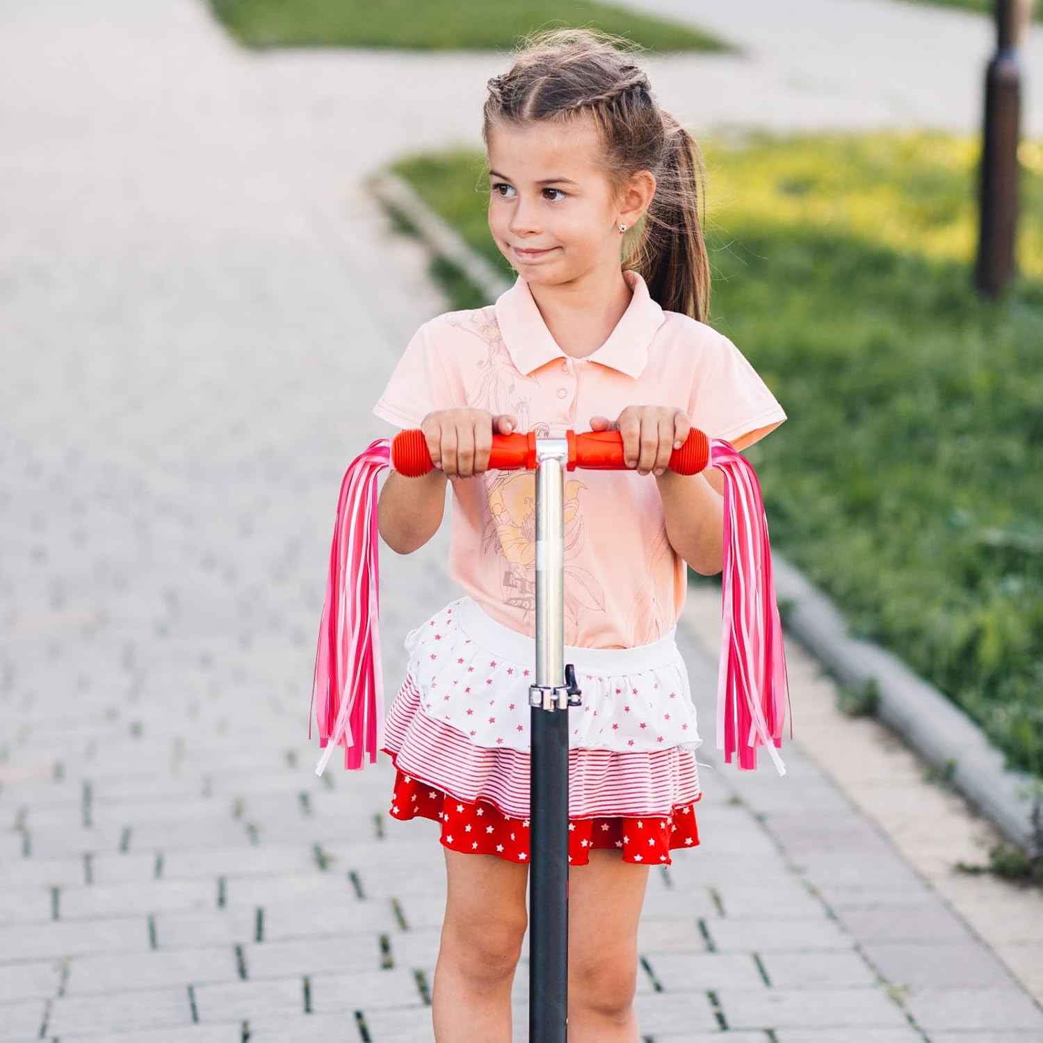 Bicycle Handlebar Streamers Colorful Tassels Ribbon Streamers Bike Decorations Polyester Material Scooter Bicycle Tricycle Handle Grips Accessories for Young Riders Pink image number 5