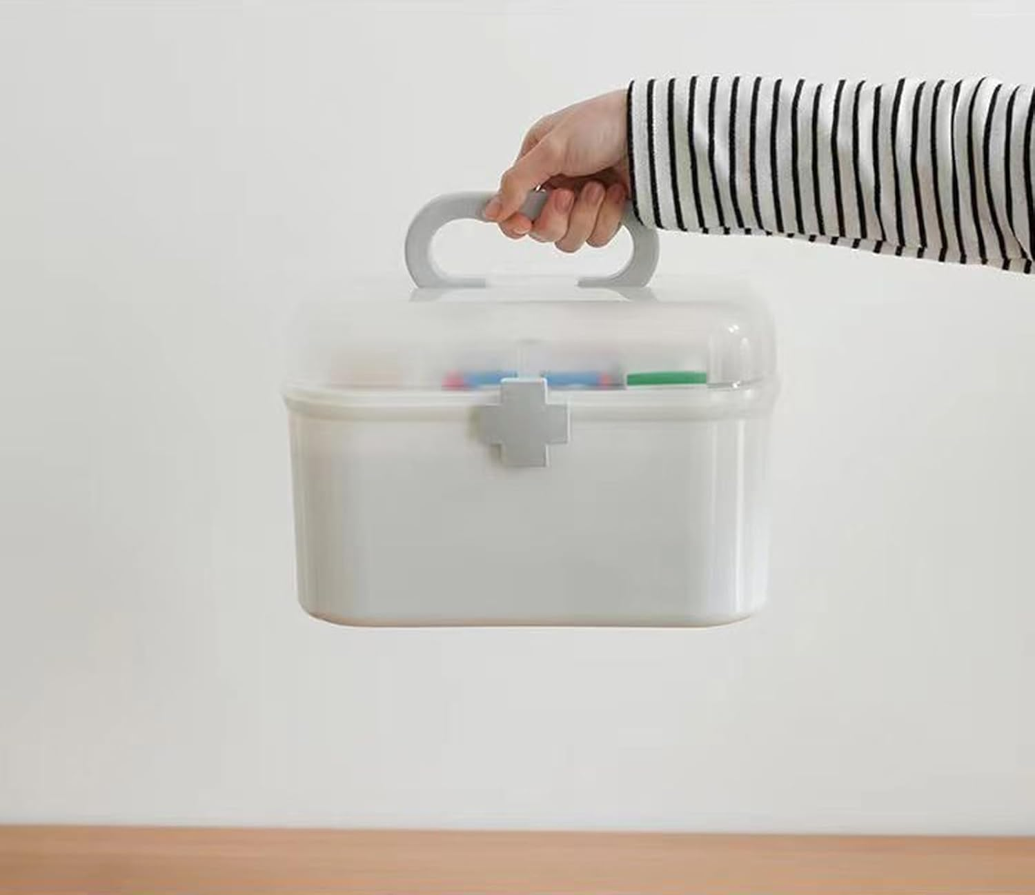 2 Layers Plastic First Aid Box with Portable Handle,Emergency Medicine Kit Case Organizer for Family,Empty Medicine Box for Home Large Capacity Medicine Storage Bins with Lid（15 * 18 * 26Cm） image number 6