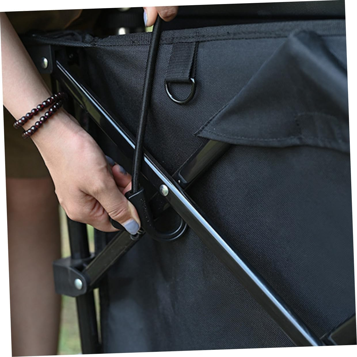 VERDANVERSE Heavy Duty Elastic Bungee Cord with Carabiner Hooks for Outdoor Camping Hiking Climbing Multipurpose Stretch Strap for Tent Fixation and Luggage Securing image number 1