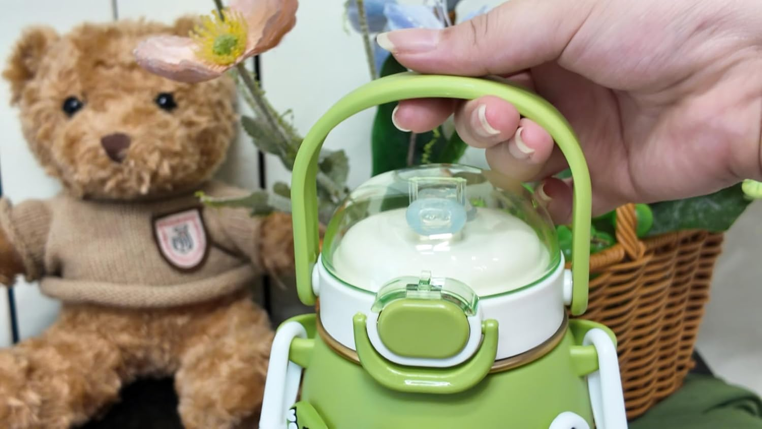 Landofgenie Insulated Stainless Steel Straw Water Bottle Cute Panda Shaped Cup Adjustable Strap Portable Handle Drinking Bottle for Gym, Hiking, School, Office, 24 Oz （Green） image number 5