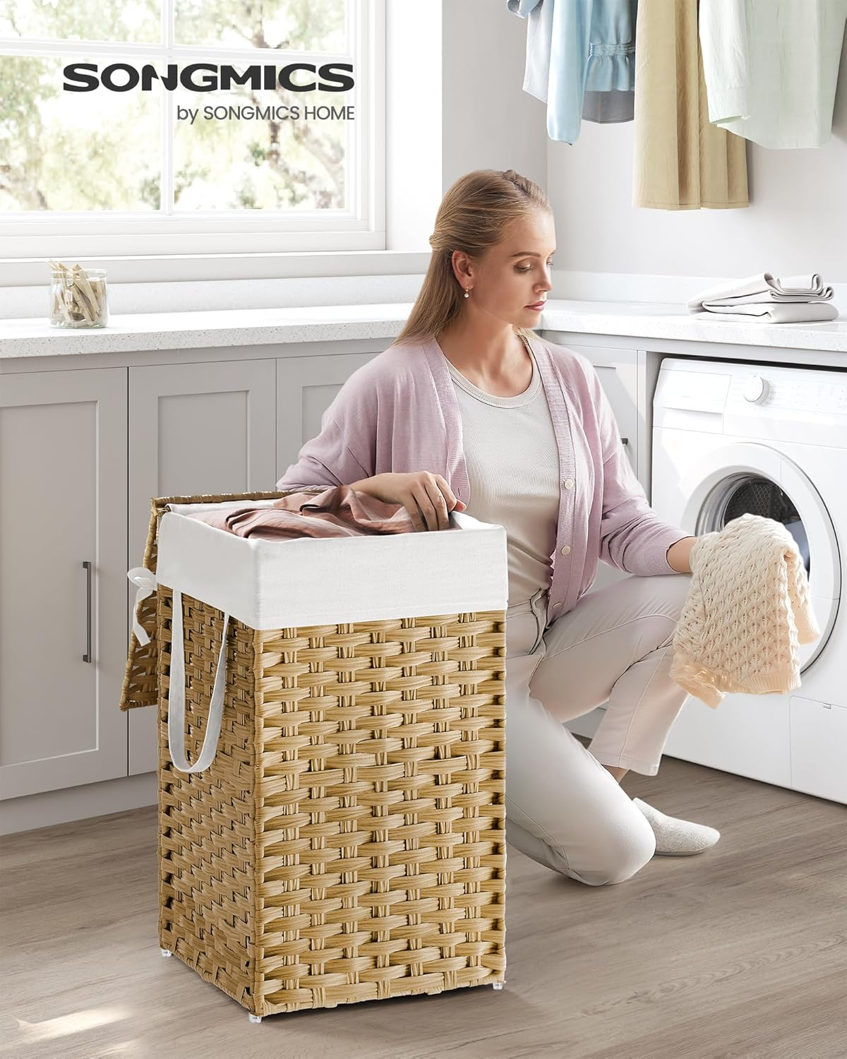 SONGMICS Laundry Hamper with Lid, 17.2 Gallon (65L) Synthetic Rattan Clothes Laundry Basket with Lid and Handles, Foldable, Removable Liner, Natural ULCB165N01 - Natural image number 6