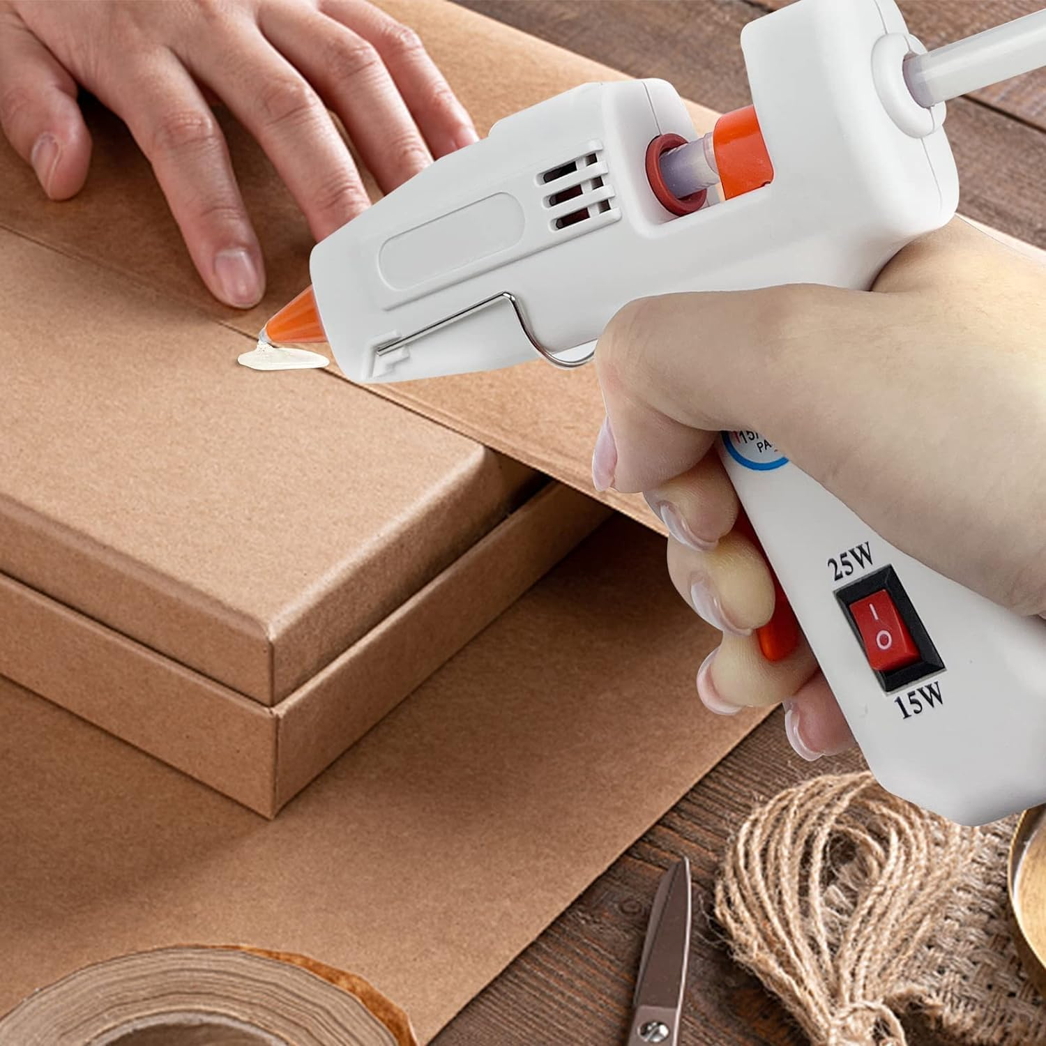 THJOPOKEEL 110 Hot Glue Gun Sticks Size 10.16 Cm Long X 0.72 Cm Diameter Clear Hot Melt Glue Sticks Suitable for Manual, DIY and Home Repairs image number 1