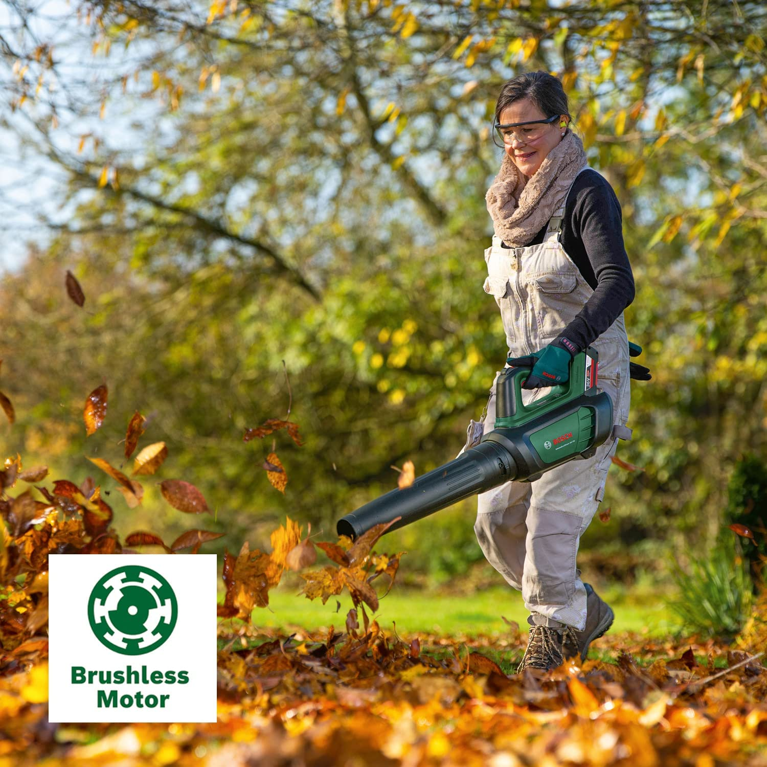 Bosch Home & Garden Cordless 36V Hedge Trimmer Advancedhedgecut 36V-65, Bosch 36 V Brushless Cordless Leaf Blower Advancedleafblower 36V-750 & Bosch Cordless 36V Line Trimmer Advancedgrasscut 36 image number 3