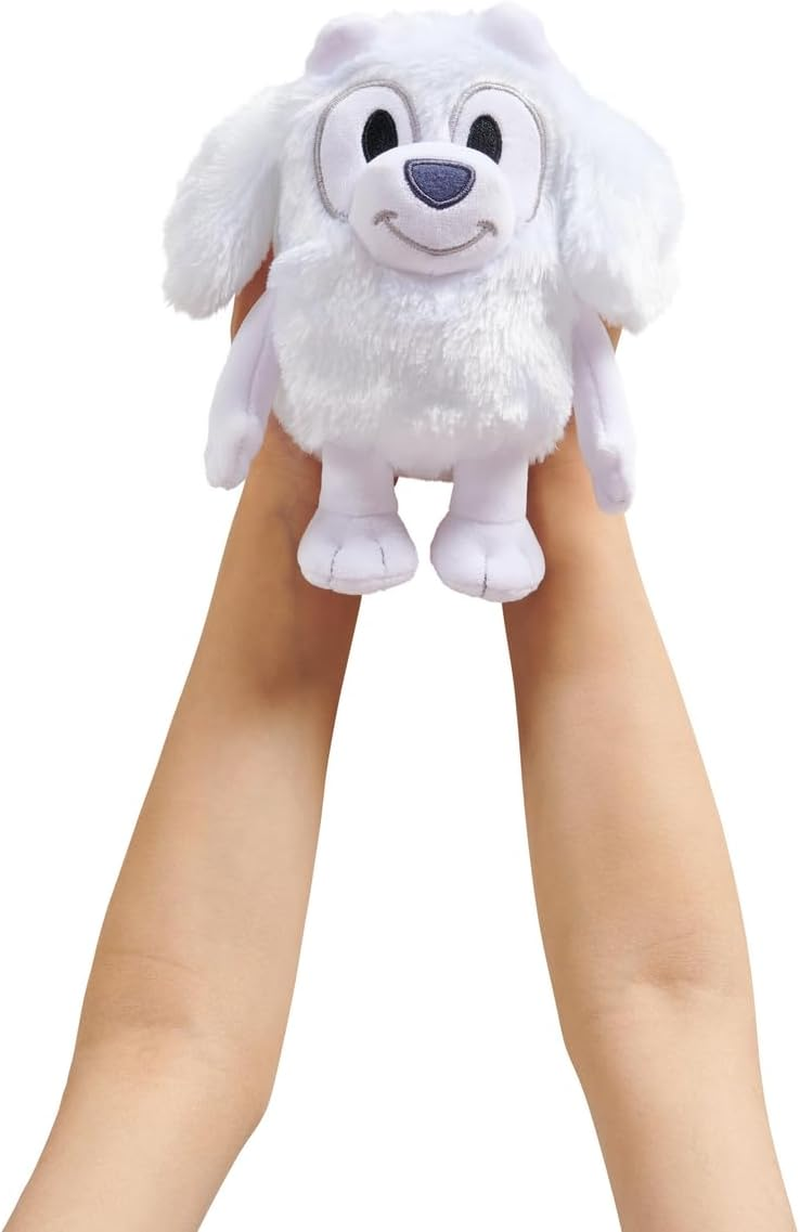 Bluey Friends - Lila 6.5" Tall Plush - Soft and Cuddly image number 5