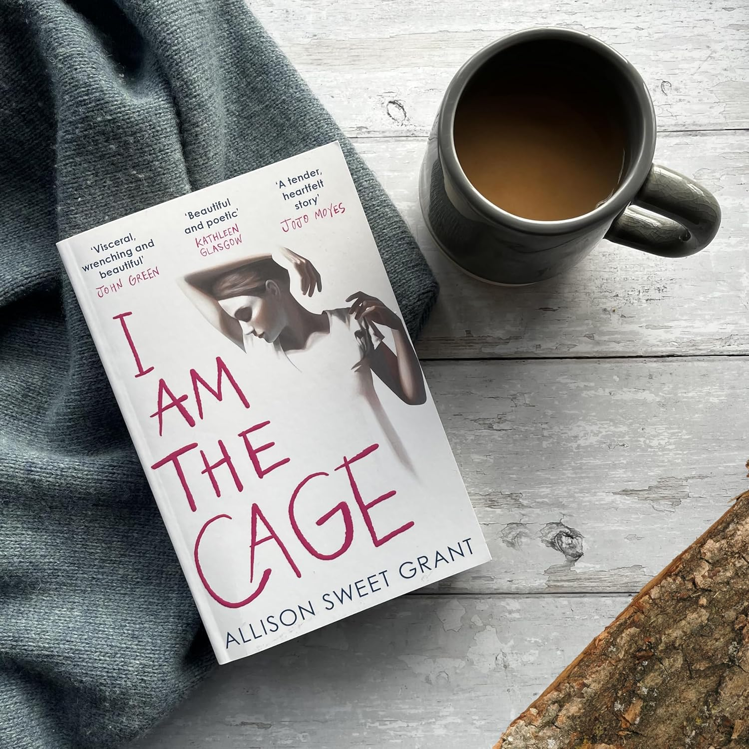 I Am the Cage: 'A Tender, Heartfelt Story.' JOJO MOYES