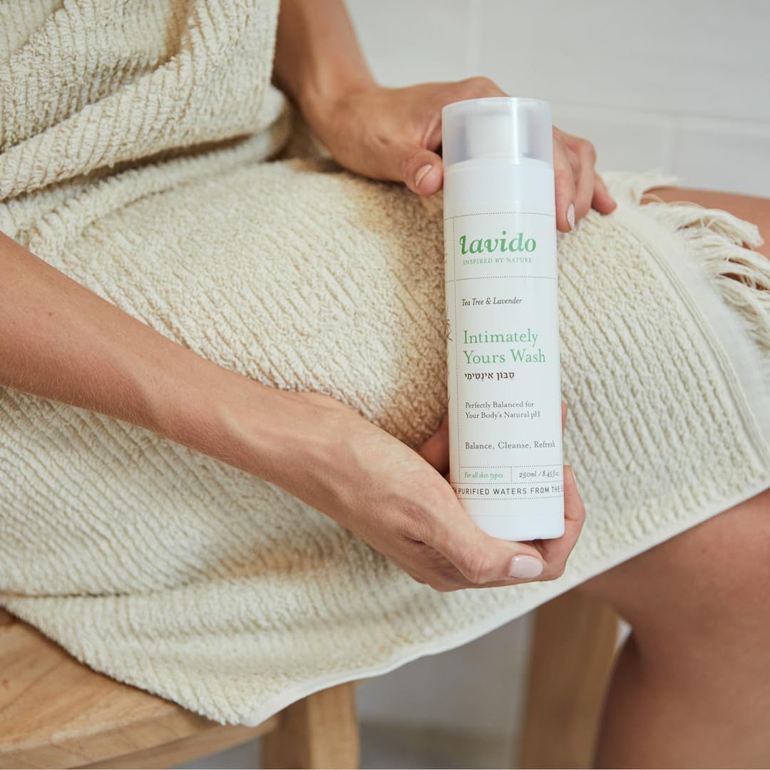 Lavido - Intimately Yours Wash | Clean, Non-Toxic Skincare (Tea Tree + Lavender, 8.4 Fl Oz | 250 Ml) image number 2