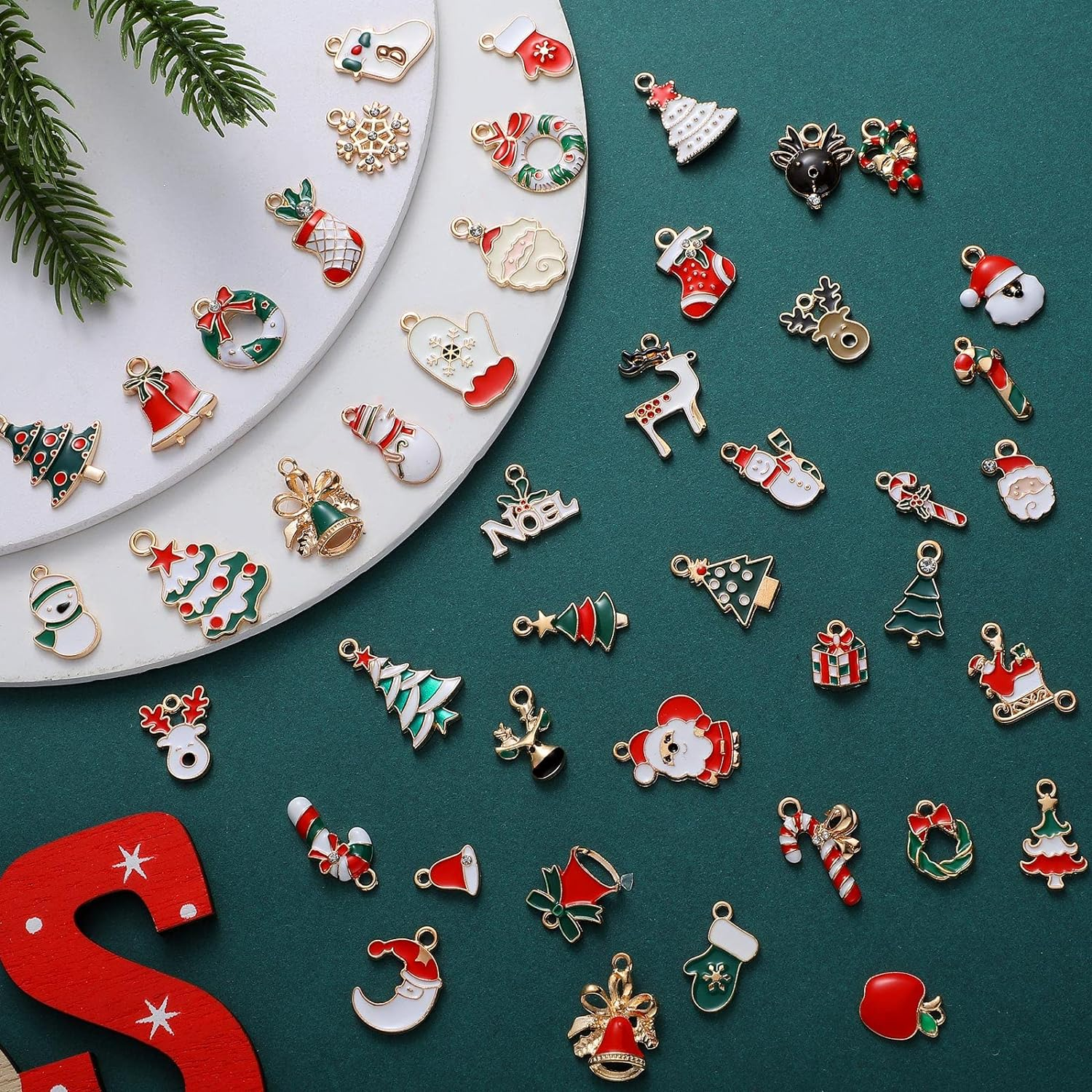 100 Pcs Mini Christmas Charms for Jewelry Making DIY Bulk Assorted Gold Alloy Santa Claus Snowman Reindeer Christmas Pendant for Xmas Earrings Bracelet Necklace Keychain Craft DIY Making Supply Decor image number 3
