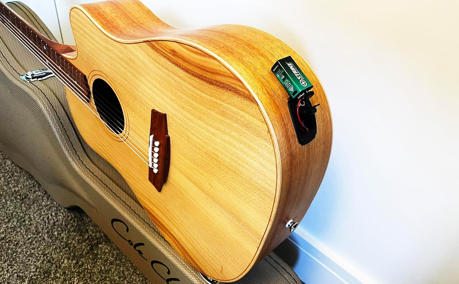 9V Battery Lithium Ion 2 Pack Smart LED 9V 3000Mwh USB-C Rechargeable with Charging Cable, No Charging Box Needed! image number 5