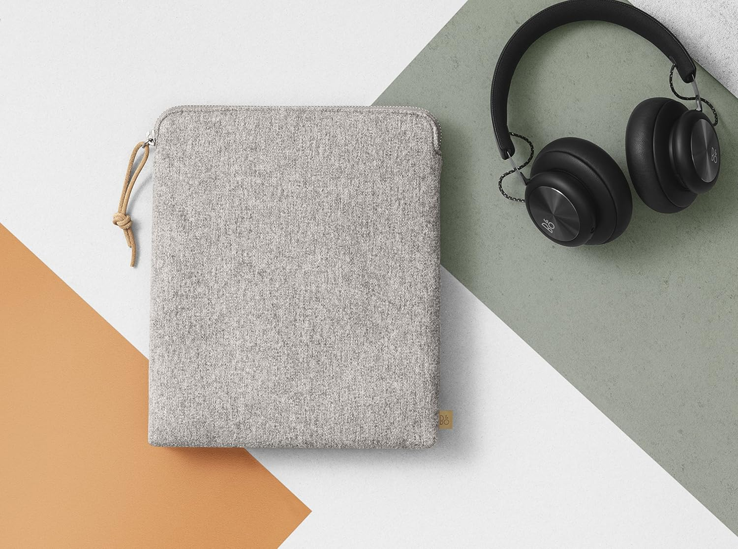 Bang & Olufsen Protective Bag for Headphones, Grey Fabric - 1108729 image number 2