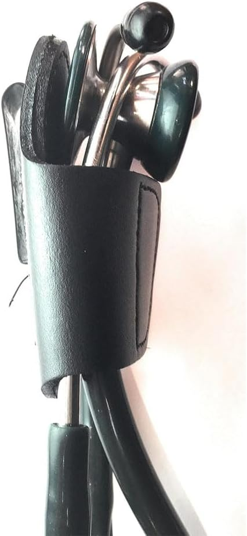 2025 PU Leather Stethoscope Holder Hip Clip,Lightweight Universal Clip on Holder for Doctors Nurses, Portable Equipment Holder for Physicians, Durable Leather Stethoscope Accessory ﻿