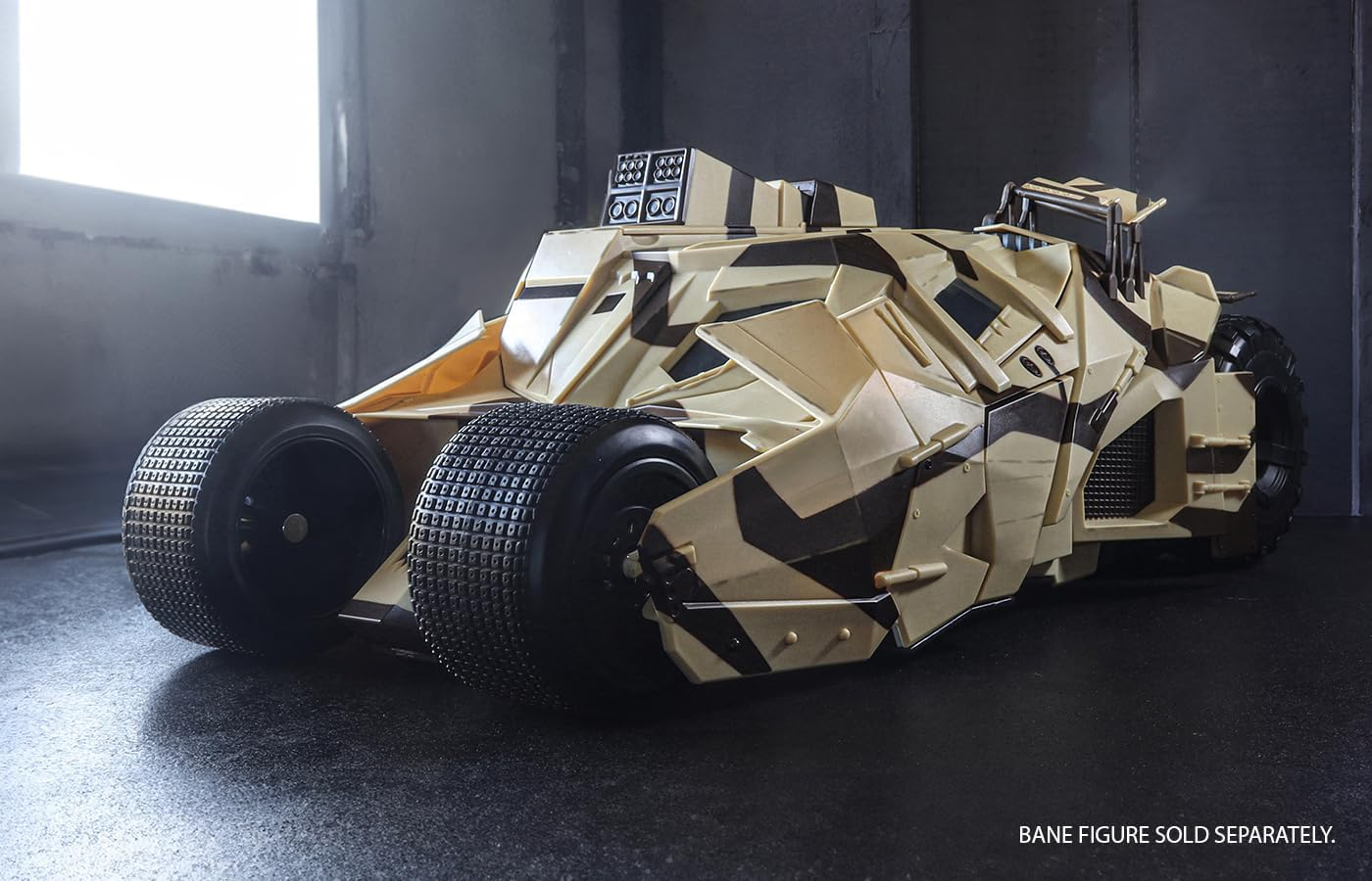 Dc Multiverse 7In Scale Vehicles - Tumbler Camouflage (The Dark Knight Rises)(Gold Label) image number 4