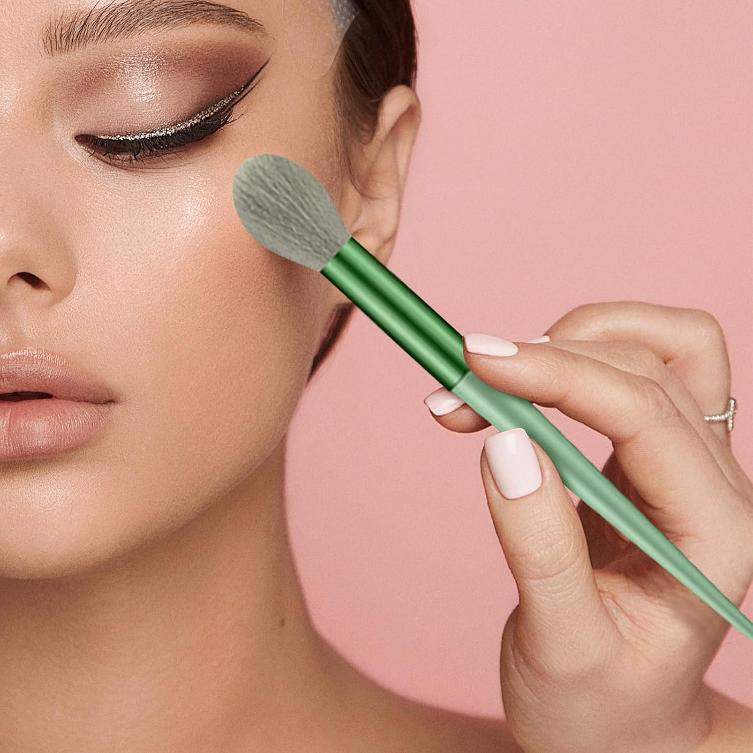 13 Pcs Makeup Brushes, Makeup Brush Set for Foundation Face Contour Powder Blush Concealers Eyeshadow Eye Shadows, Travel Makeup Brushes for Daily Makeup Use (Green) - Green image number 3