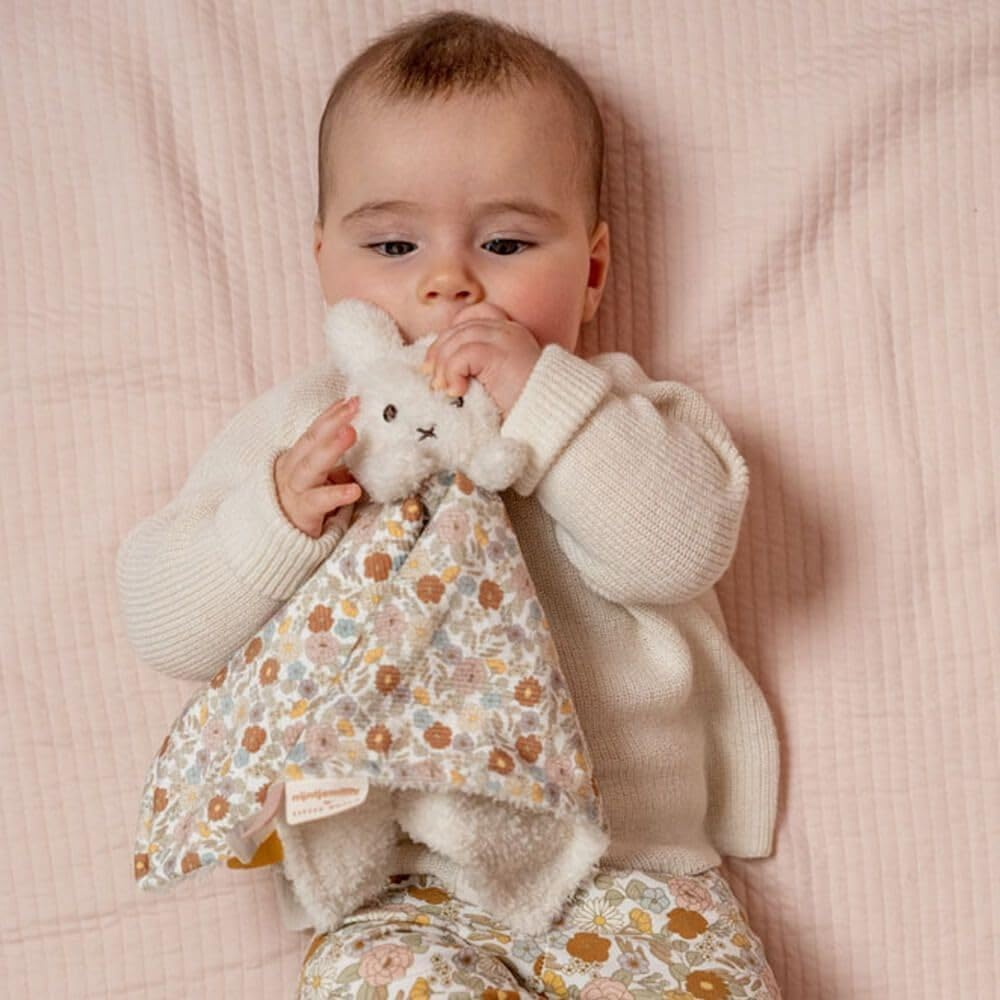 Miffy Vintage Flowers Comforter image number 2