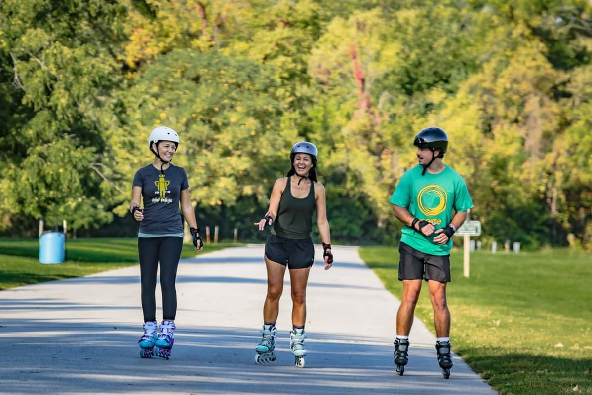 Roller Derby Vtech/Cobra Inline Skates with Adjustable Sizing for Kids, Teens, and Adults image number 3