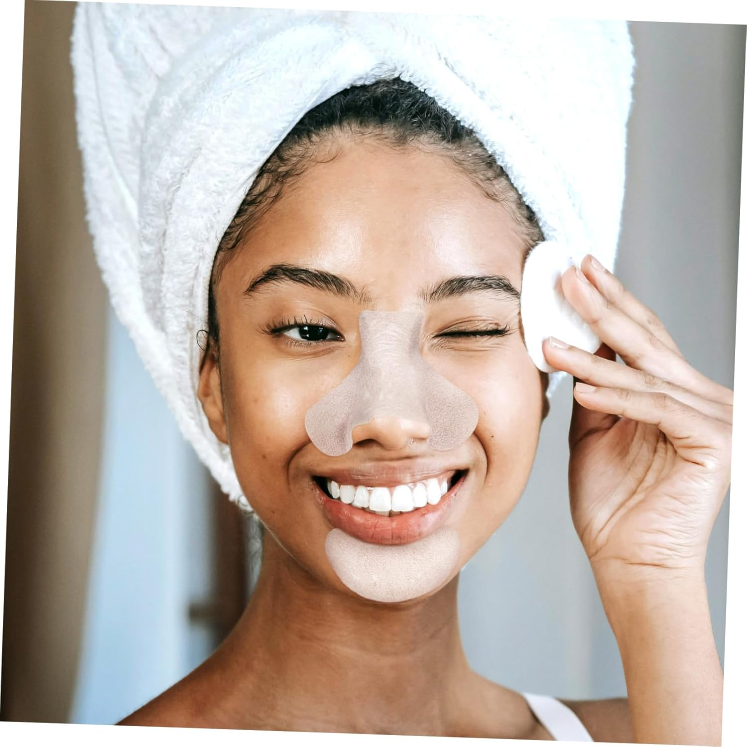 Generic 200 Pcs T Zone Cotton Pads Nose Patches and Chin Pads Set for Blackhead Removal and Pore Cleansing for Skin Care and Facial Treatment image number 4