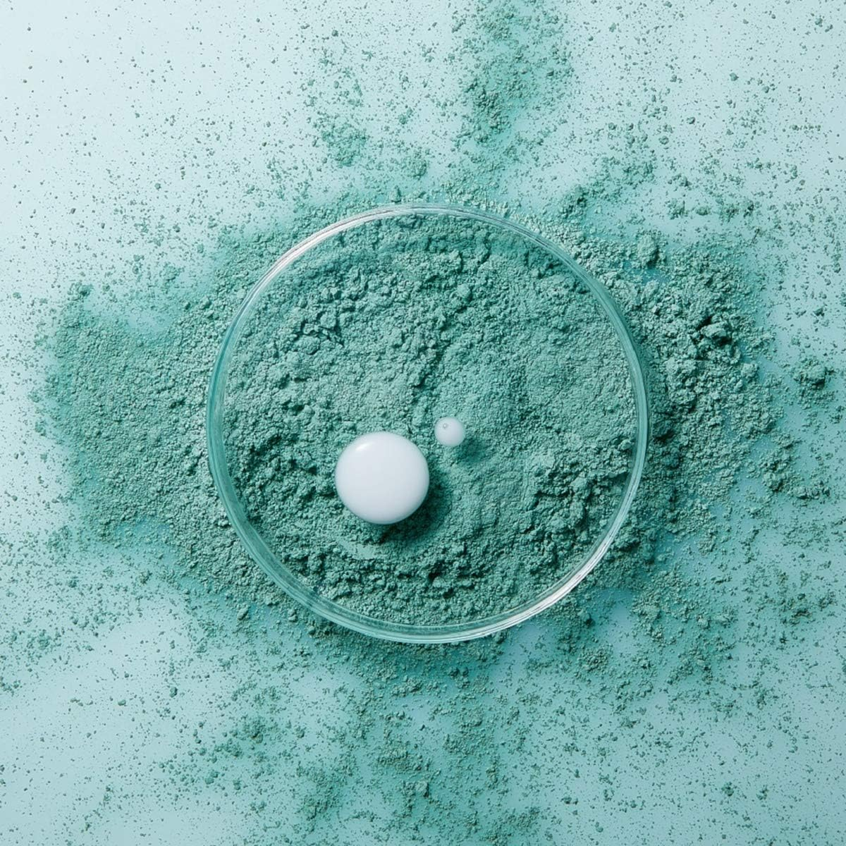 NIVEA MEN Magnesiumdry Roll-On Deodorant (50 Ml), Deodorant with Magnesium for Naturally Effective Sweat Protection, Deodorant with 0% Aluminium (ACH) and 0% Alcohol* image number 5