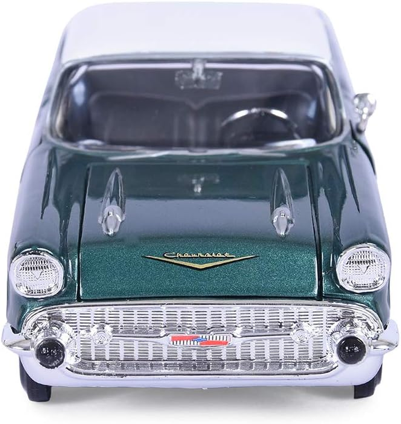 Motormax 1:24 Die-Cast 1957 Chevy Bel Air - Colors May Vary image number 2