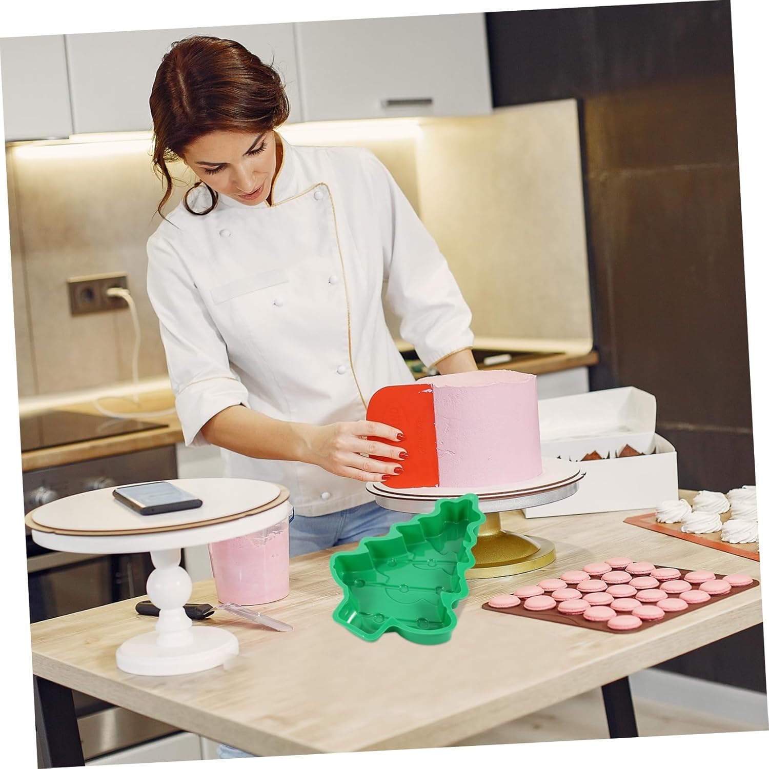 2Pcs Silicone Cake Baking Pan Trays for Oven Cartoon Design Baking Tool Food-Grade Material Easy Clean Store Random Color image number 4