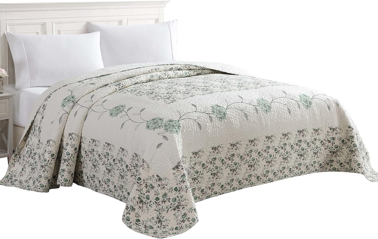 Beatrice Home Fashions Carnation Floral Embroidered Quilted Bedspread, Lightweight, All-Seasons, Full, Lavender
