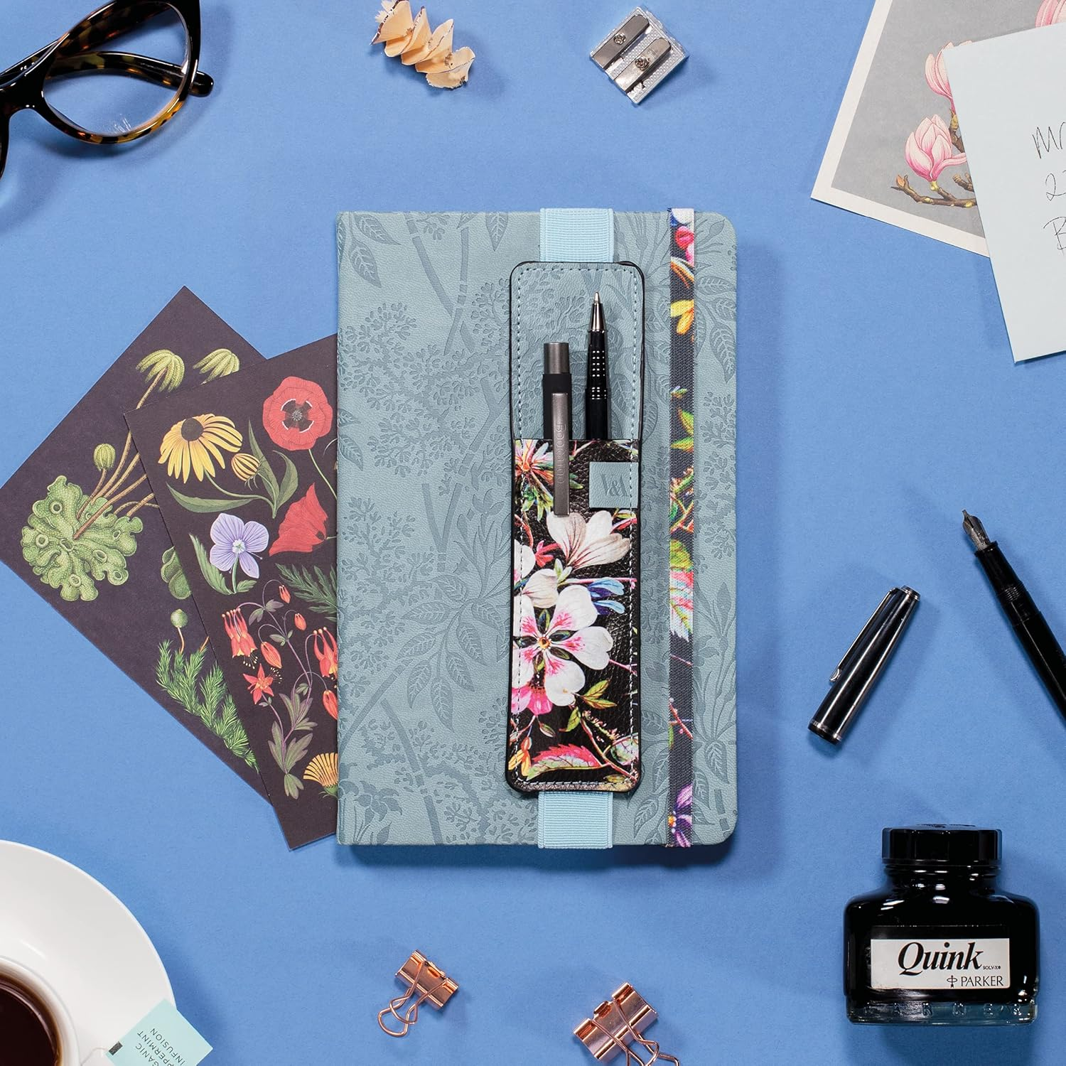 VA BOOKAROO PEN POUCH KILBURN BLACK FLOR image number 2