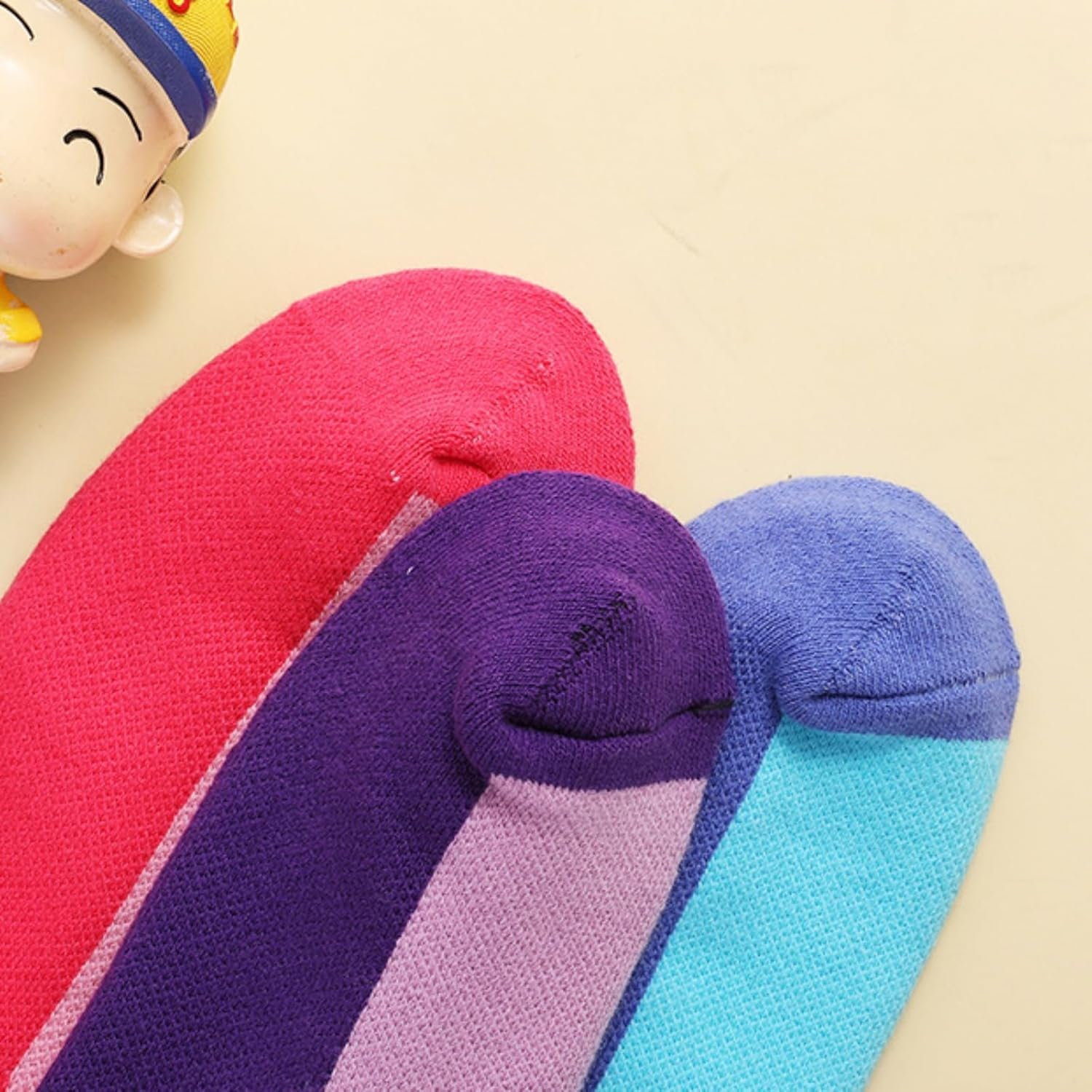 Kids Ski Socks Winter Warm Thick Sock Knee High Thermal Boot Socks for Hiking Snowboarding Mountain 7-12Yers(2 Pairs) image number 2