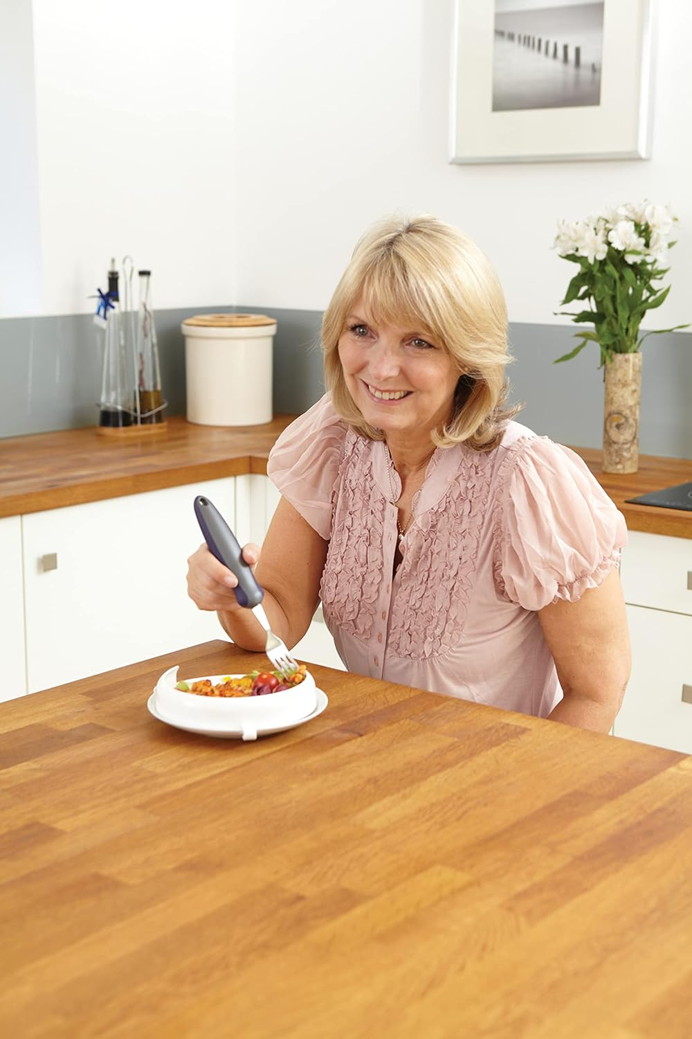 Homecraft Surround Incurve Plate, Retail Packed, Plate Guard Makes Eating Easier, Helps Scoop Food on to Utensil, for Elderly, Handicapped, and Disabled, Dining Aid for Moving Food to the Fork image number 3