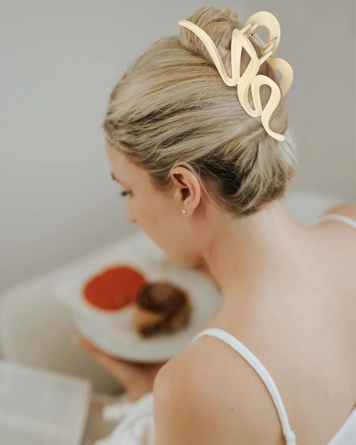 Pack of 4 Hair Clips image number 3