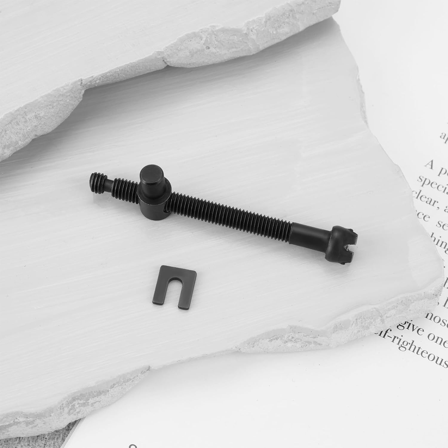 Briny River 2Sets Chainsaw Adjustment Screw Tensioner Screw Replacement Part Chain Adjuster Tensioner Screw Suitable for Chainsaw 4500 5200 5800 45CC 52CC 58CC image number 1