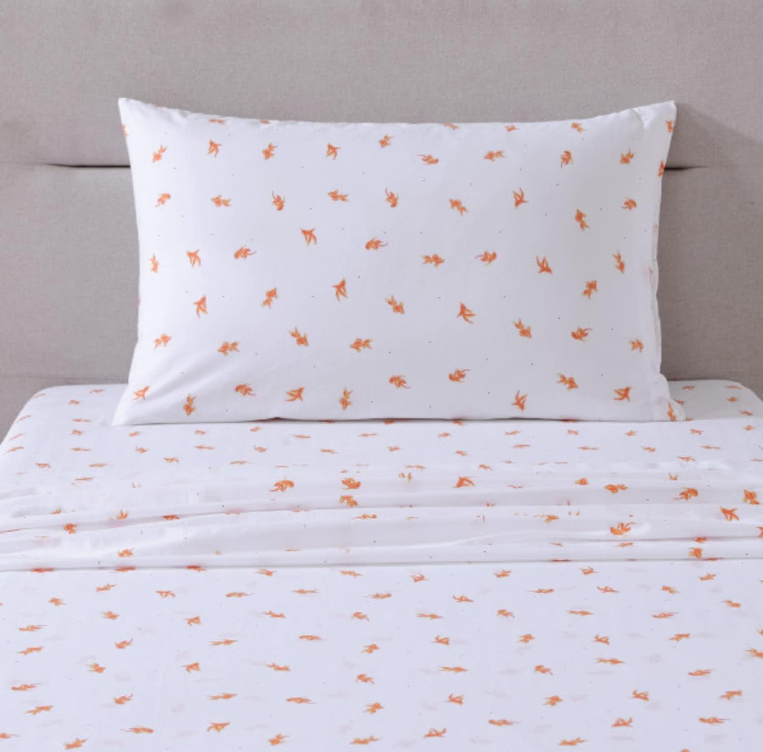 Poppy & Fritz - Twin Sheets, Cotton Percale Bedding Set, Crisp & Cool, Ideal Bedding Set (Goldfish, Twin) image number 3